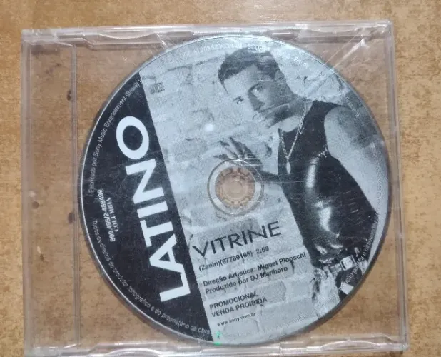 Cd Latino - Vitrine Single