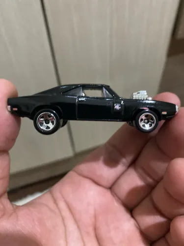 Hotwheels Charger velozes e furiosos 