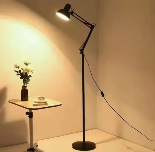 Vendo luminária Pixar 