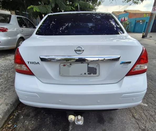 Nissan Tiida Sedan 1.8 16V Flex Fuel 4P 2012