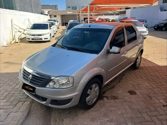 Renault Logan Expression Hi-flex 1.6 8V 4P 2011