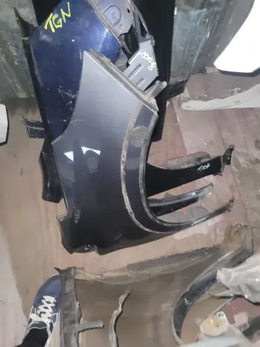 Paralama lado direito Peugeot 2008 2021