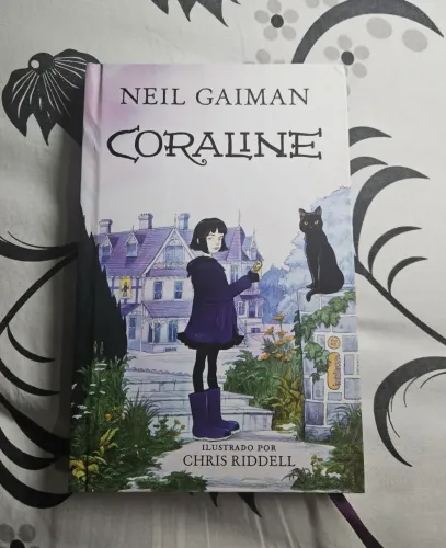 Livro Coraline