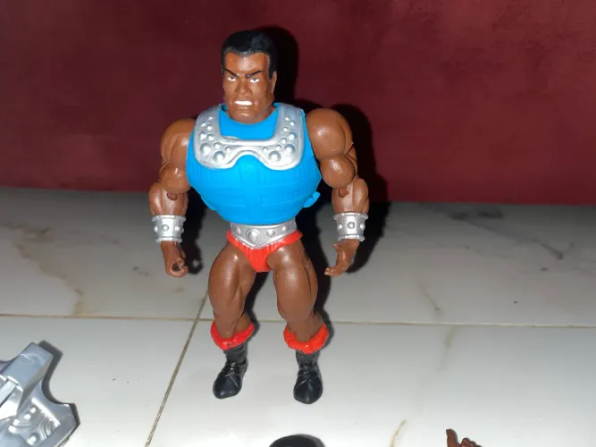 Boneco clamp champ - Motu Origins deluxe 