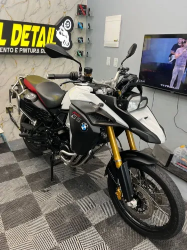 F800 adventure 