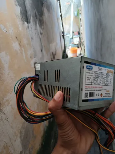 Fonte de 200w