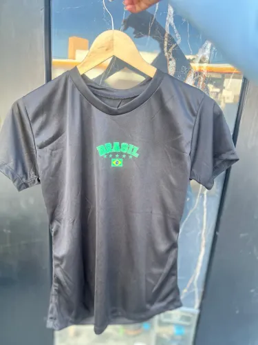 Camisas do Brasil feminina