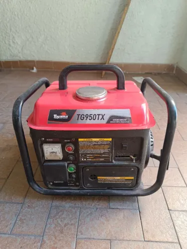 Vendo gerador portátil TG950TX