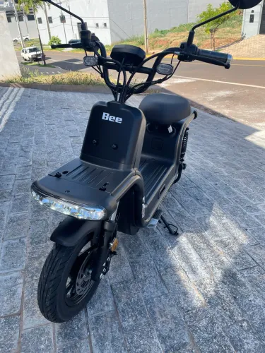Scooter elétrica bee u1 800watts
