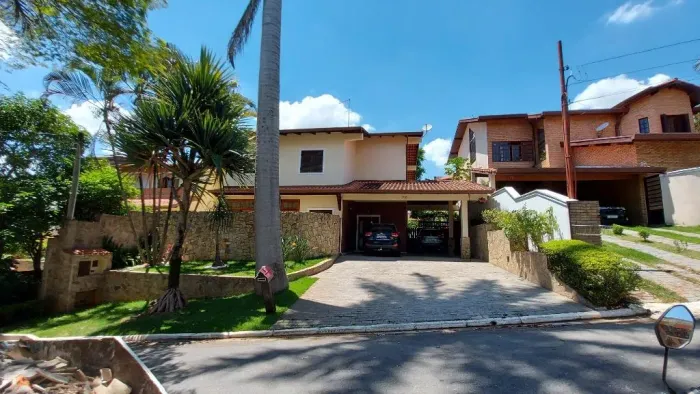 Casa com 3 dormitórios à venda, 370 m² - Nova Higienópolis - Jandira/SP