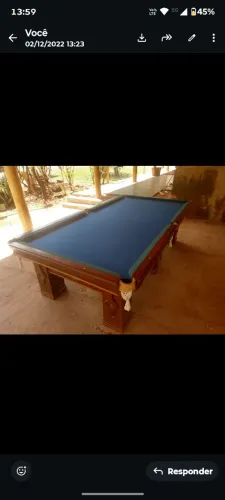 MESA DE BILHAR OFICIAL(SINUCÃO) 3,10 x 1,68 x 0,80  com tacos,Jogo de bolas numeradas.