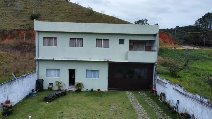 CHÁCARA EM SANTA BRANCA