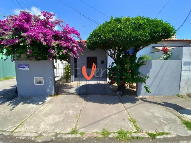 Casa com 2 dormitórios para alugar, 70 m² por R$ 1.113,60/mês - Itaperi - Fortaleza/CE