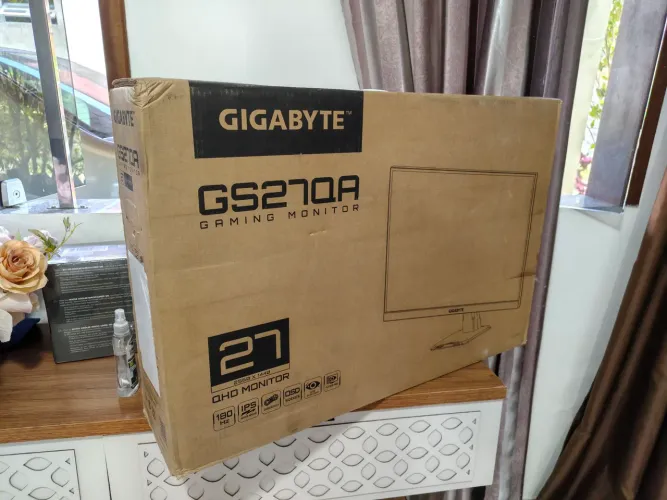 MONITOR 27P 180HZ Quad HD 2K IPS Com caixa e nota fiscal faço Olx pay