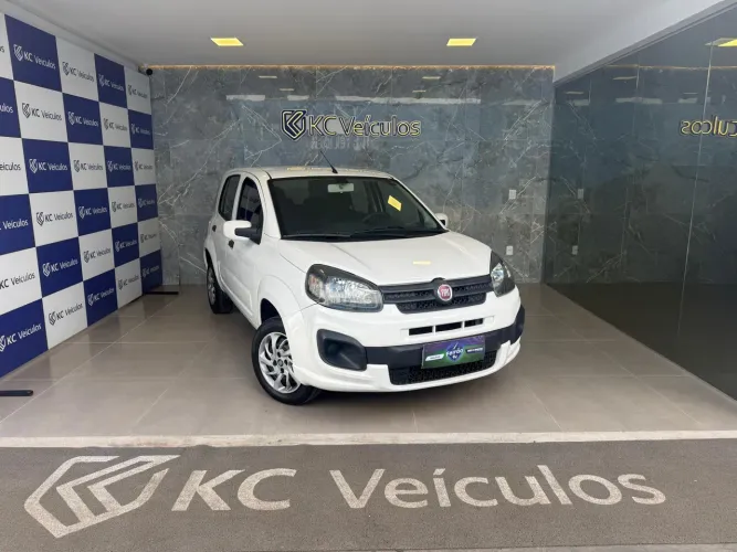 Fiat Uno Attractive 1.0 EVO Fire Flex 8V 5P 2021