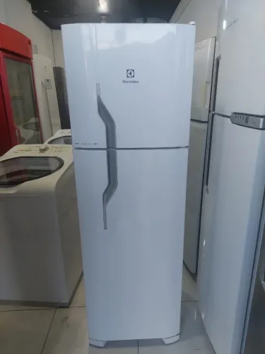 GELADEIRA ELECTROLUX FROSTFREE