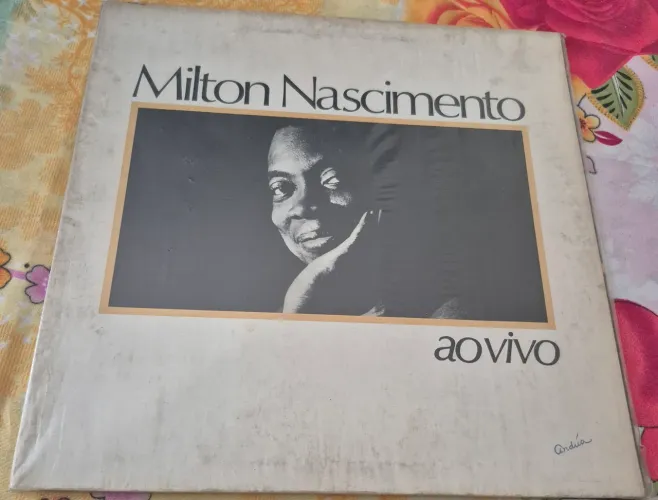 Milton Nascimento ao Vivo