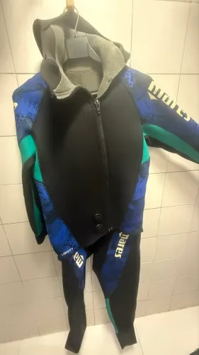 Roupa de mergulho mares 