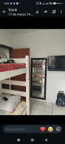 Vendo cama triliche semi nova sem colchão