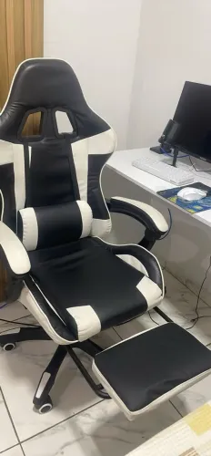 Vendo cadeira gamer nova!