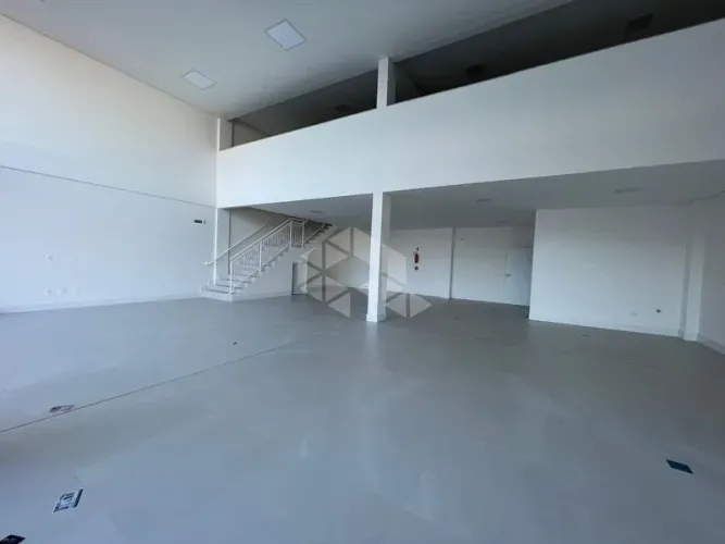 Loja 242.2M² - para Alugar