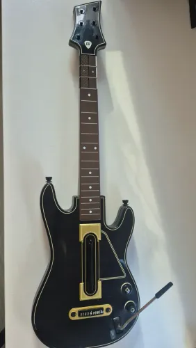 Guitarra guitarra hero live PS4 sem jogo e sem conector
