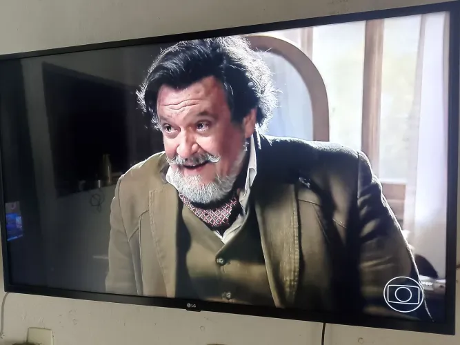 Smart TV 43