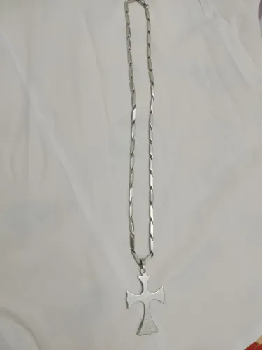 Cordão masculino aço inox com pingente de cruz