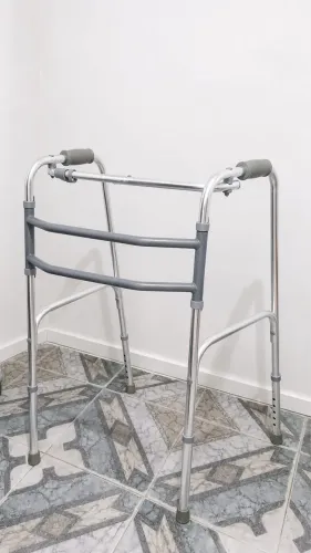 ANDADOR ORTOPÉDICO