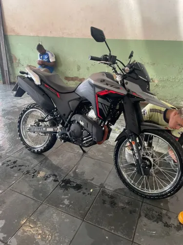 Lander 250 ano 2026