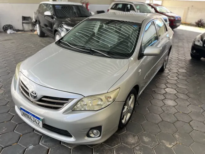 Toyota Corolla GLI 1.8 Flex 16V Aut. 2013