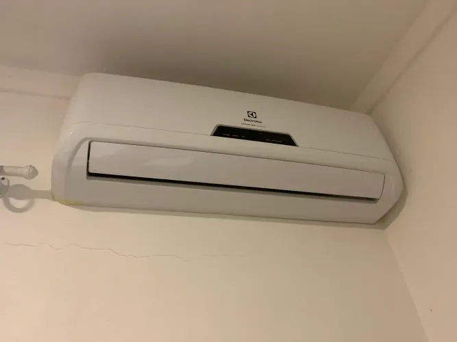 Ar condicionado Electrolux 9.000btu quente e frio 