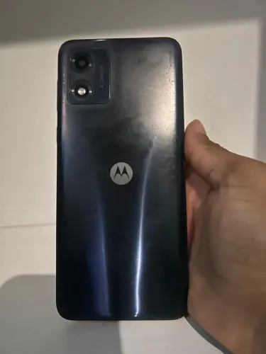 Celular moto E13