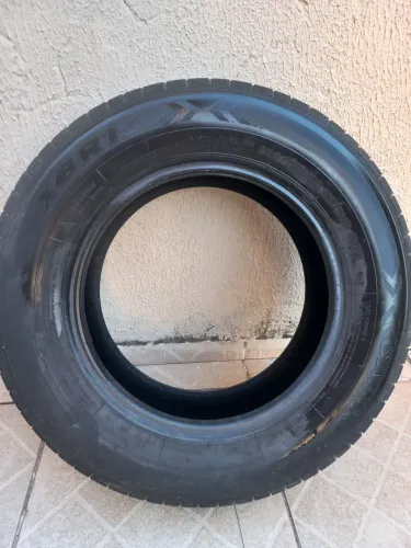 Vendo 2 pneus 205/75 R 16 C Bri Cargoplus