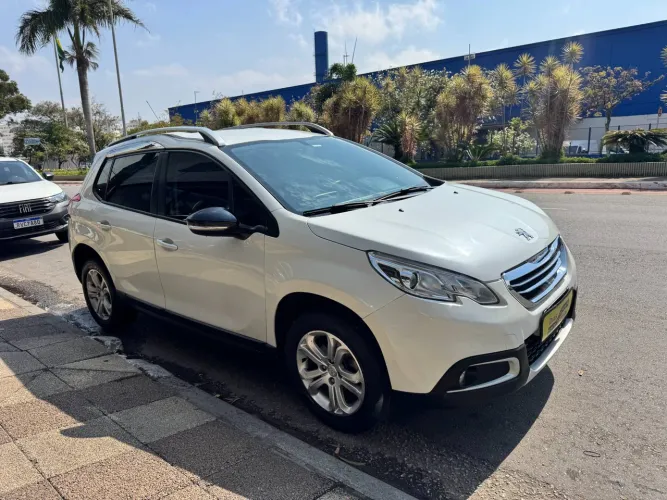 Peugeot 2008 Allure 1.6 Flex 16V 5P Aut. 2017