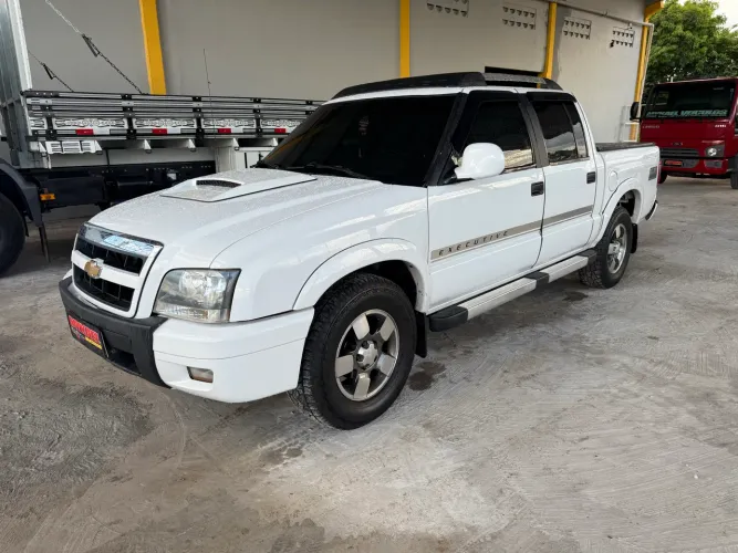 Chevrolet S10 Pick-up Exec. 2.8 4X2 CD TB Int.dies 2009