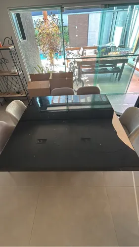 Mesa Quadrada de Vidro 1,50 x 1,50