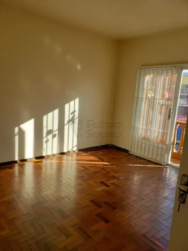 Excelente oportunidade de investimento, prédio central a venda.