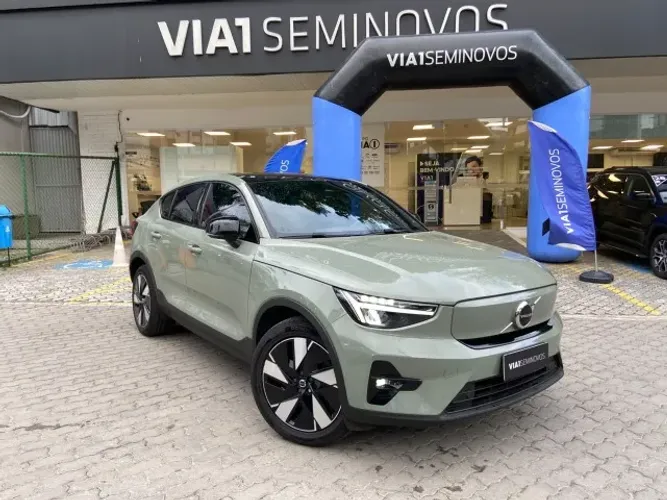 Volvo C40 Recharge Plus (elétrico) 2024