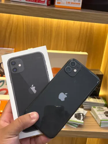 iPhone 11