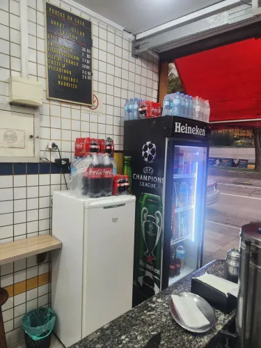 Preciso de atendente para lanchonete