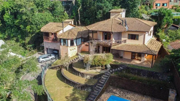 Casa com 4 dormitórios à venda, 450 m² por R$ 2.499.000,00 - Serra da Cantareira - Mairipo
