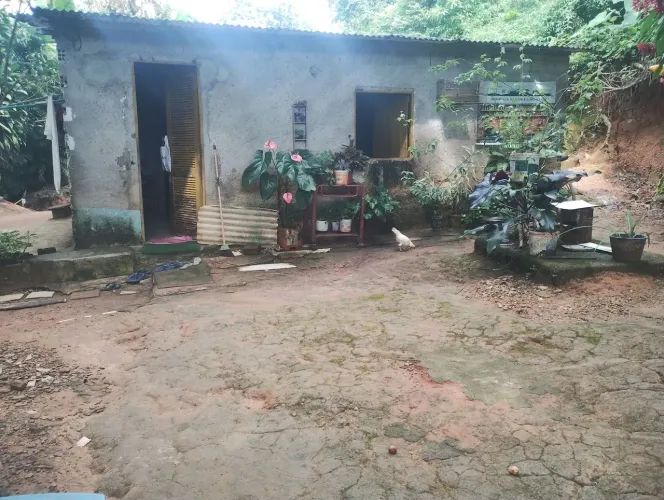 Vendo ou troco casa