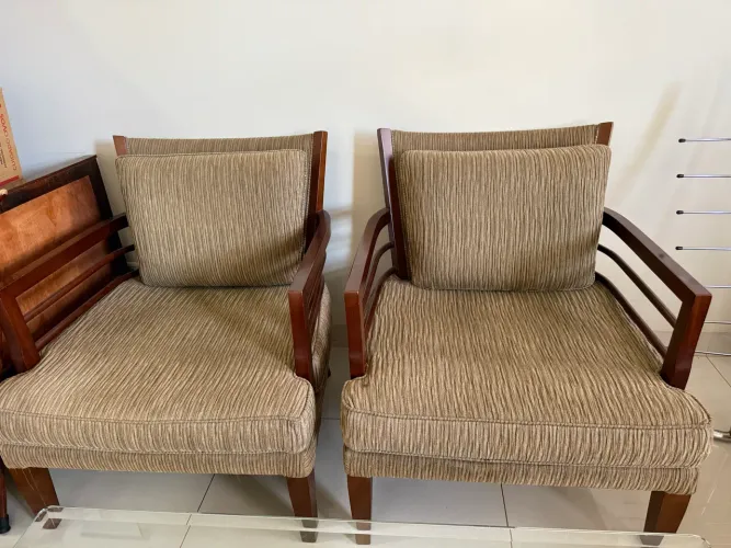 Cadeiras/ poltronas