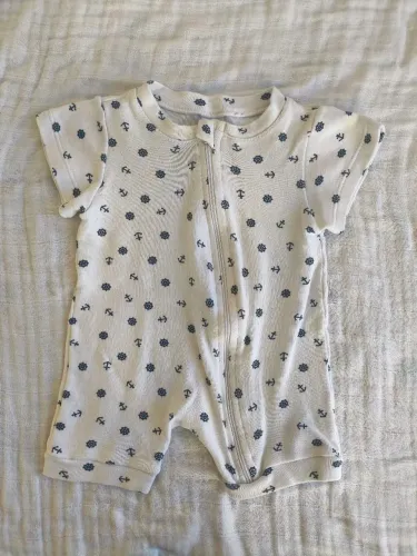 Romper menino