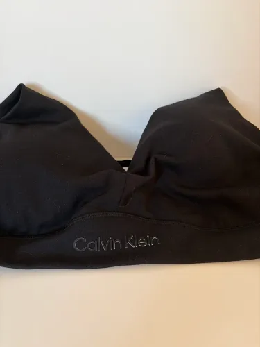 TOP CALVIN KLEIN SEM USO PRETO TAMANHO G