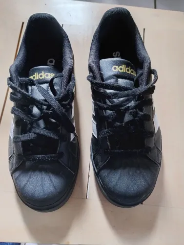 Tenis Adidas