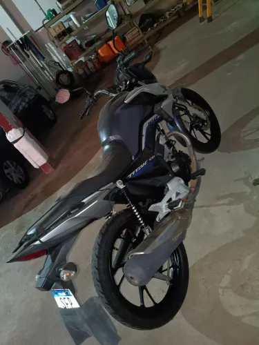 Vendo moto filé 