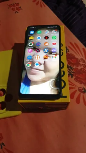 Vende se um celular pok c 75
