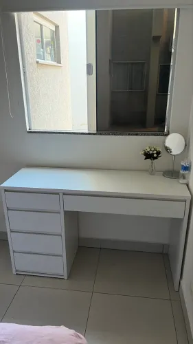 Vendo escrivaninha/penteadeira